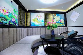 Lotus D'Orient Cruise