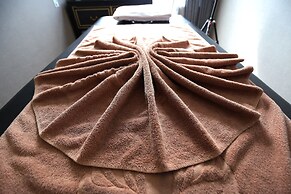 Lotus D'Orient Cruise