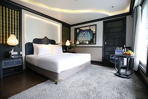 Lotus D'Orient Cruise