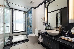 Lotus D'Orient Cruise