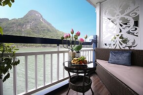 Lotus D'Orient Cruise