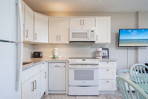 Estero Beach and Tennis