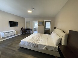 Elsinore Hot Springs & Lodge