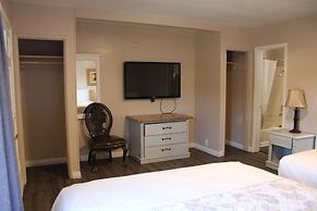 Elsinore Hot Springs & Lodge
