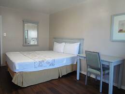 Elsinore Hot Springs & Lodge