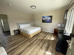 Elsinore Hot Springs & Lodge