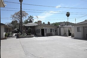 Elsinore Hot Springs & Lodge