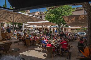 Calvario Plaza Hotel