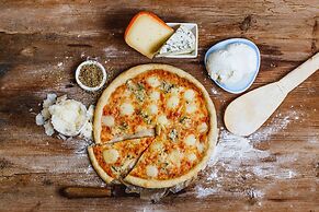 Calvario Plaza Hotel