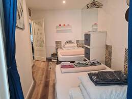 Nice 2 Double Bed in Sunny House in Amsterdam West