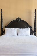 The Manor on St. Philip