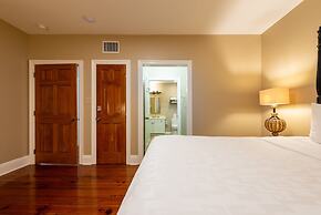 The Manor on St. Philip