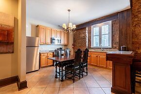 The Manor on St. Philip