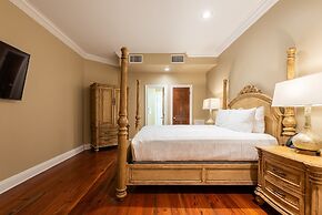 The Manor on St. Philip