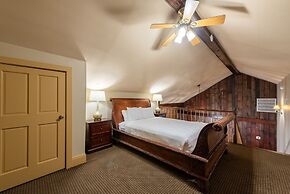 The Manor on St. Philip