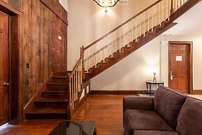 The Manor on St. Philip