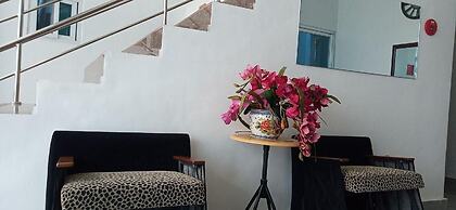 B Boutique Hotel Cebu powered by Cocotel