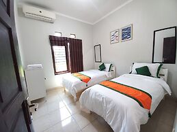 Homestay Jogja Jakal By Simply Homy