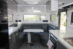 Longford Riverside Caravan Park