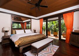 Katamanda Villa Chanti pool with gardens near Kata beach