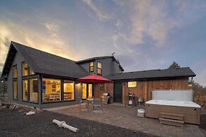 The Gem Estate by Avantstay Modern Farmhouse w/ Lavender Fields + Hot 