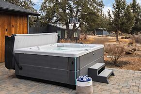 The Gem Estate by Avantstay Modern Farmhouse w/ Lavender Fields + Hot 