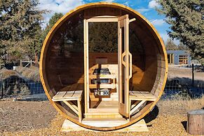 The Gem Estate by Avantstay Modern Farmhouse w/ Lavender Fields + Hot 