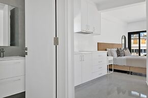 Phaedrus Living: Alkminis Seaside Suites Playa