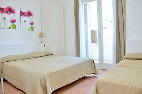 Nice Three Bedroom Apartment Close to the sea