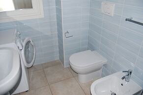 Stunning 3 Bedroom Apartment With Swimming Pool