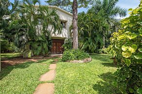 Allamanda Oleander Suite by YourHost