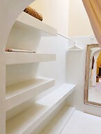 Allamanda Oleander Suite by YourHost