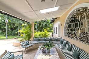 Allamanda Oleander Suite by YourHost