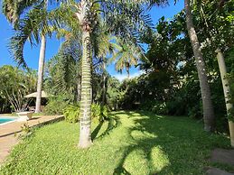 Allamanda Oleander Suite by YourHost