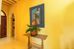 Allamanda Oleander Suite by YourHost