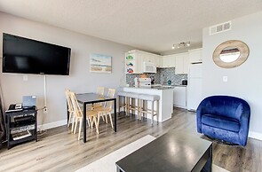 0607 Just Beachy by Atlantic Towers