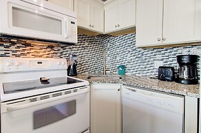 0607 Just Beachy by Atlantic Towers