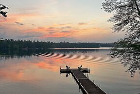 Owl House Limit 8 3 Bedroom Home by RedAwning