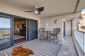 202 Atlantis 2 Bedroom Condo by RedAwning