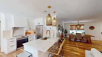 Loggerhead Lodge 4 Bedroom Home