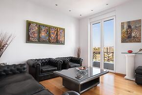 Acropolis Elegant Penthouse