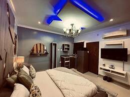 Granville Penthouse Apartments