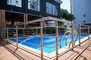 Granville Penthouse Apartments