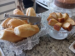 HOSTEL GUARATIBA CASA DO CAFÉ