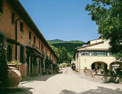 Farmhouse in San Donato Fronzano