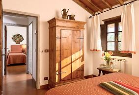 Farmhouse in San Donato Fronzano