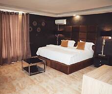 Willowwood Hotel Owerri