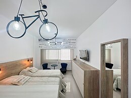 This Studio is Located in the Historic and Cultural Neighborhood of Sa