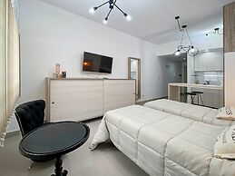 This Studio is Located in the Historic and Cultural Neighborhood of Sa