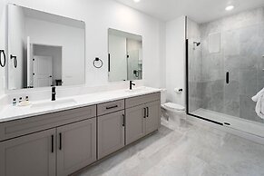 Vor5346aa: 5 Bed, Gamer's Paradise, Pool